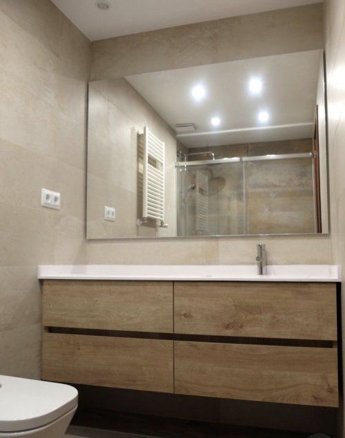 Baño Laminado Roble canada